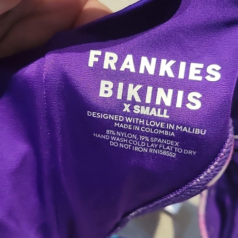 Frankies Bikinis Purple Hibiscus Dallas Top and Katerina Bottom XS Beach New
